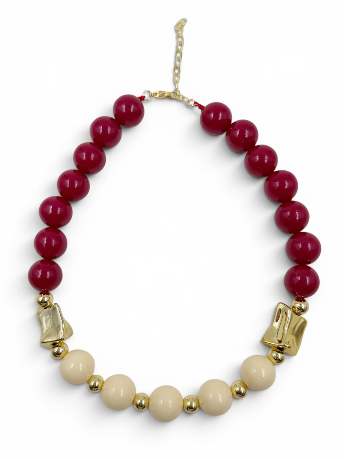 Collar Chunky Caramelo con esferas de diferentes tamaños, detalles de acabado orgánico y cierre ajustable para mujer.