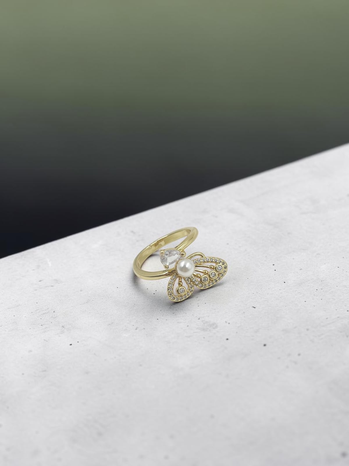 Anillo Posar de Mariposa Gold