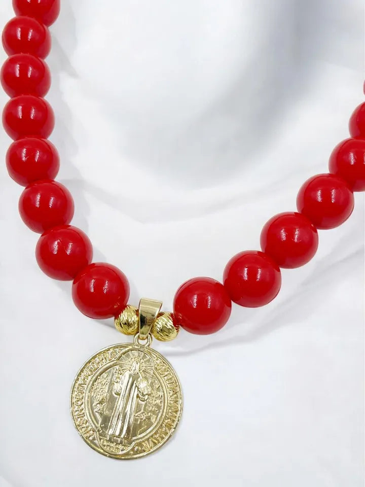 Collar Sello de Protección Maxi con medalla San Benito dorada
Choker ajustable con medalla San Benito y esferas de colores
Collar femenino de protección con detalles dorados