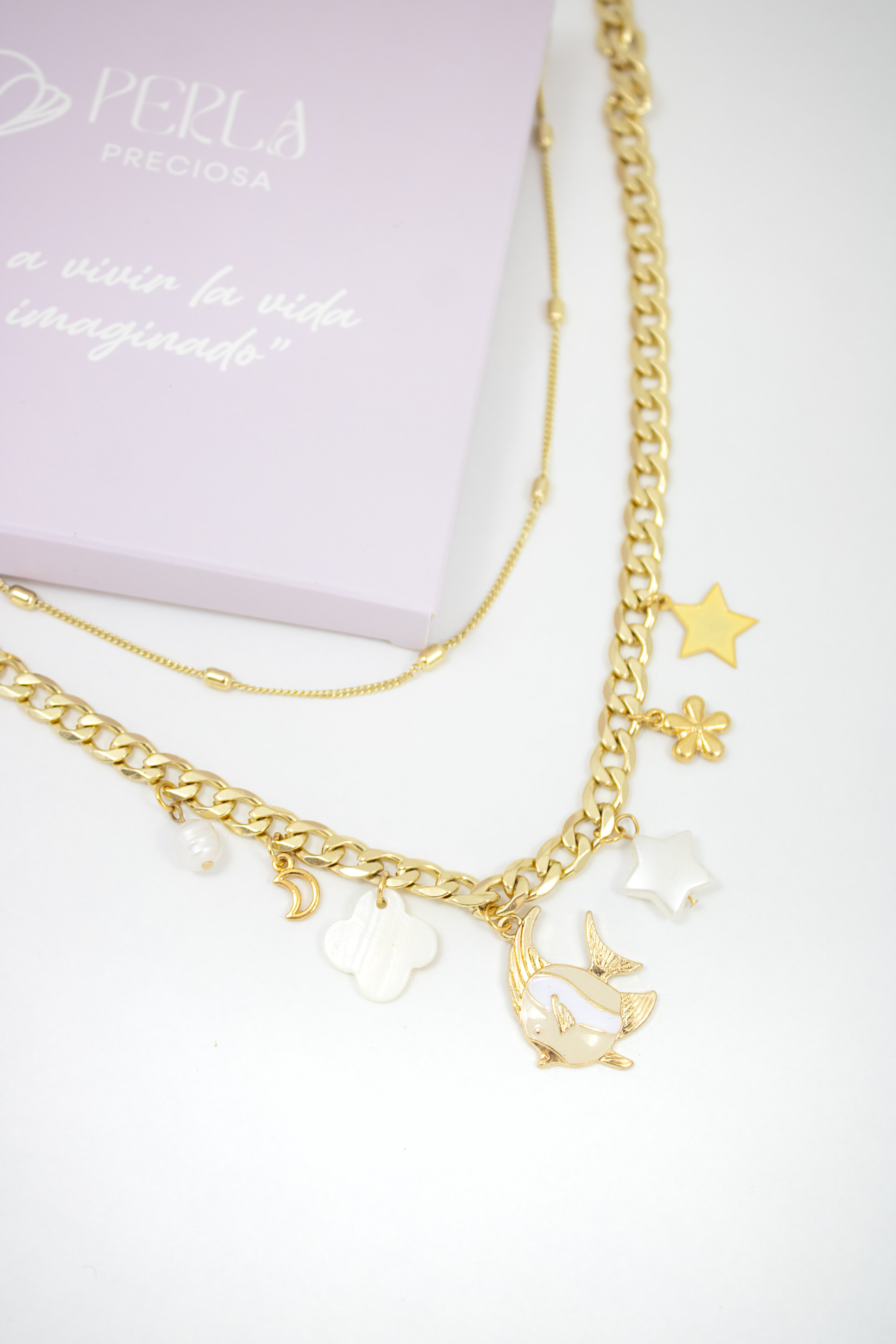 Collar Star Fishes