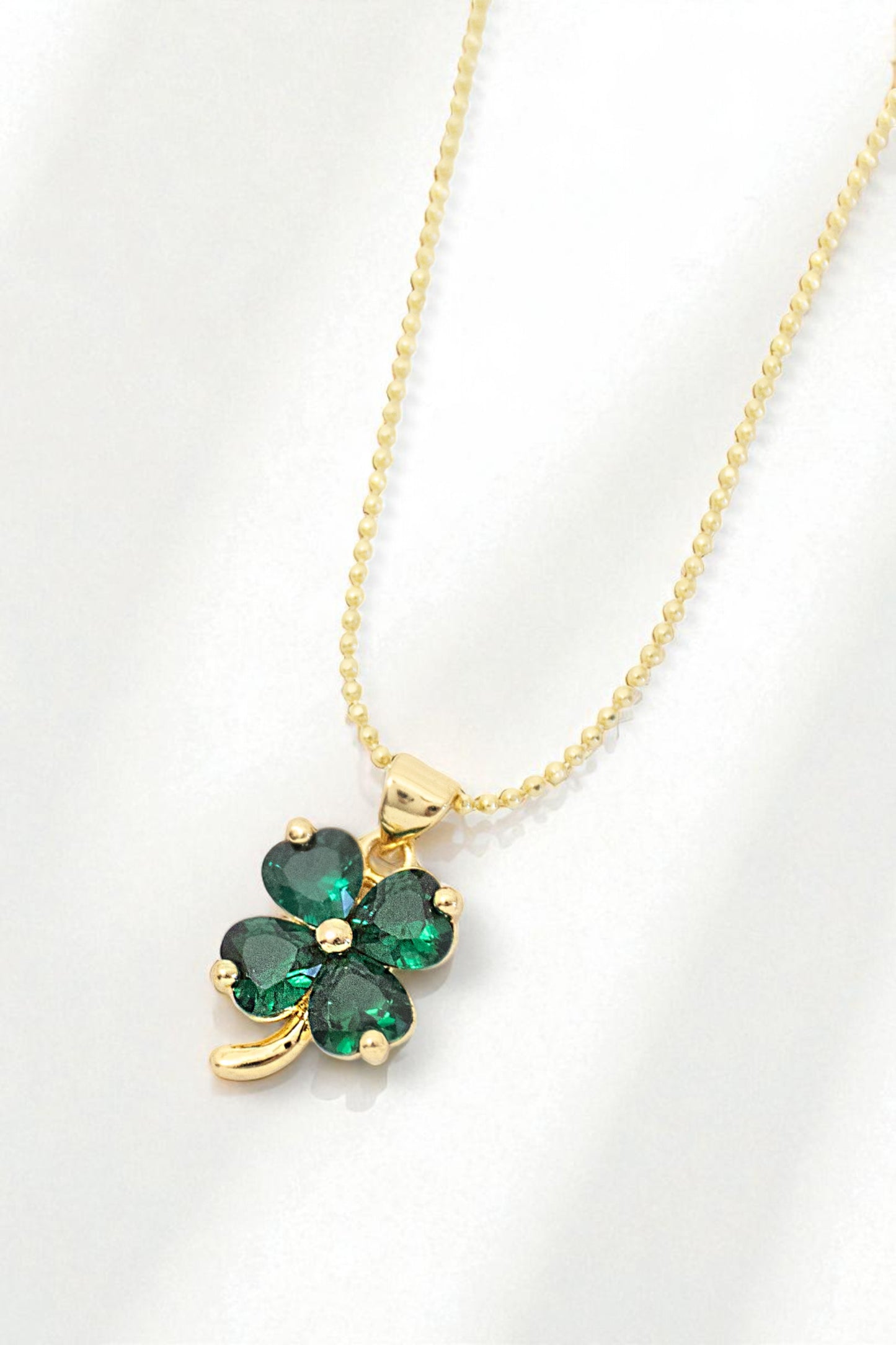 Collar Lucky