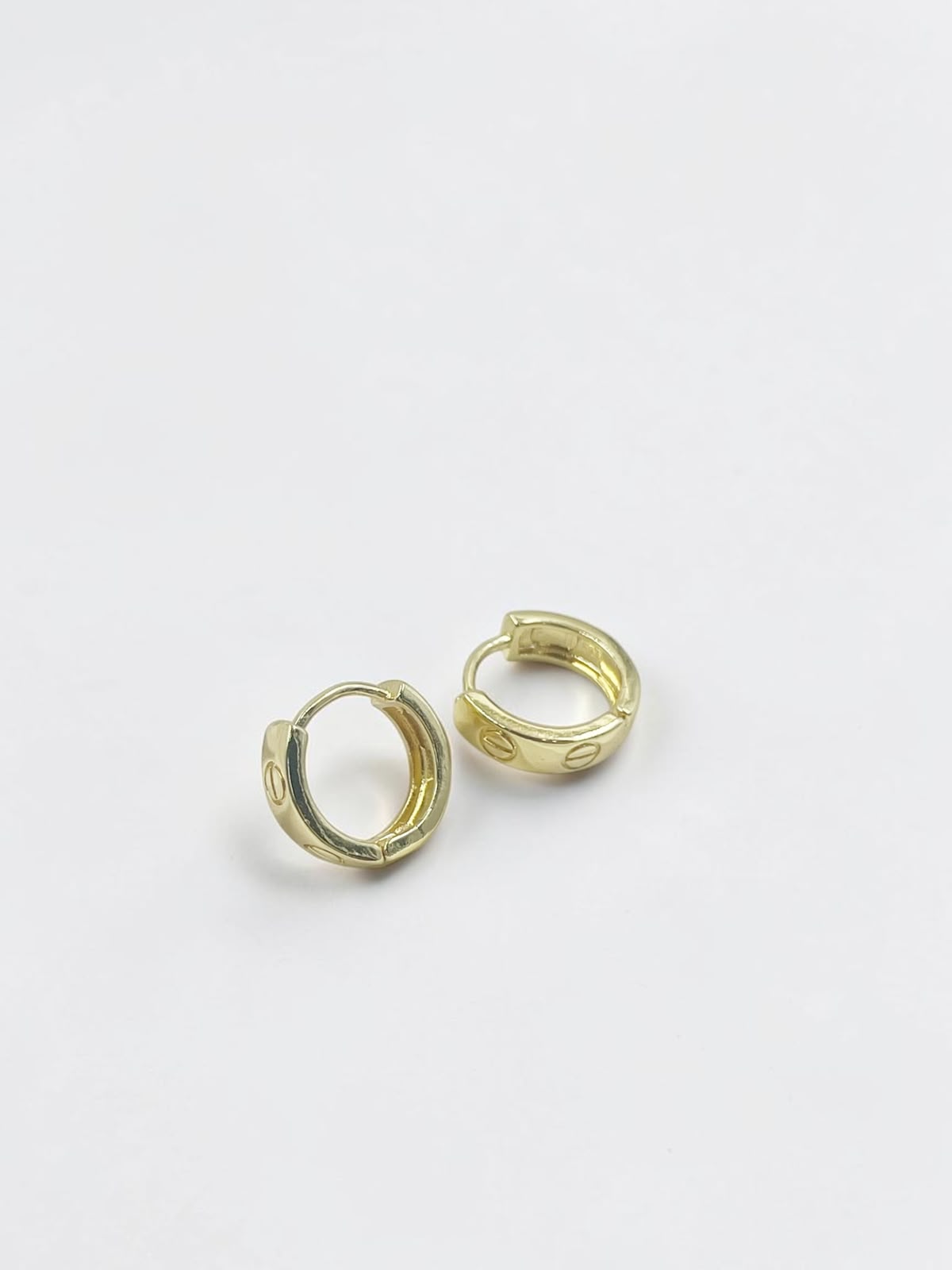 Candonga Grabados De Broche Gold