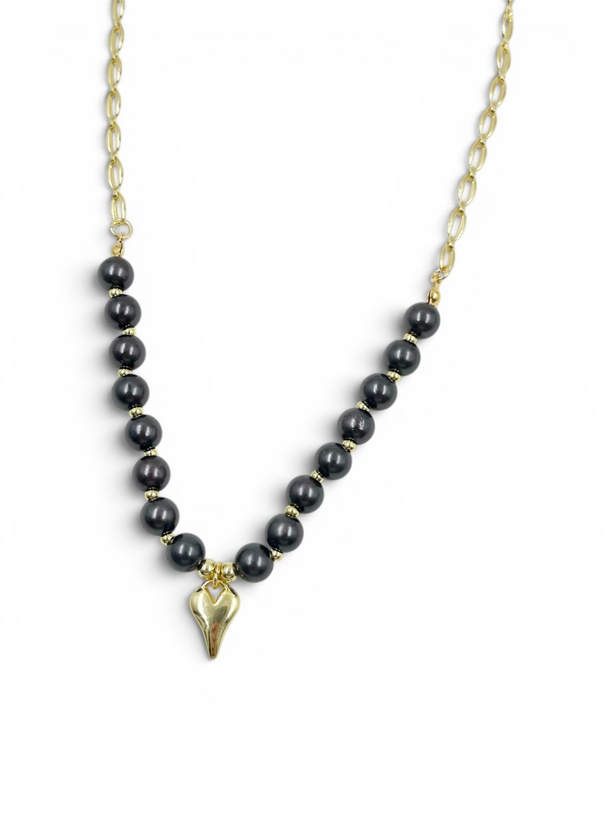 Collar Pearl Infinity Love con pequeñas pepas decorativas, separadores y dije de corazón para mujer.