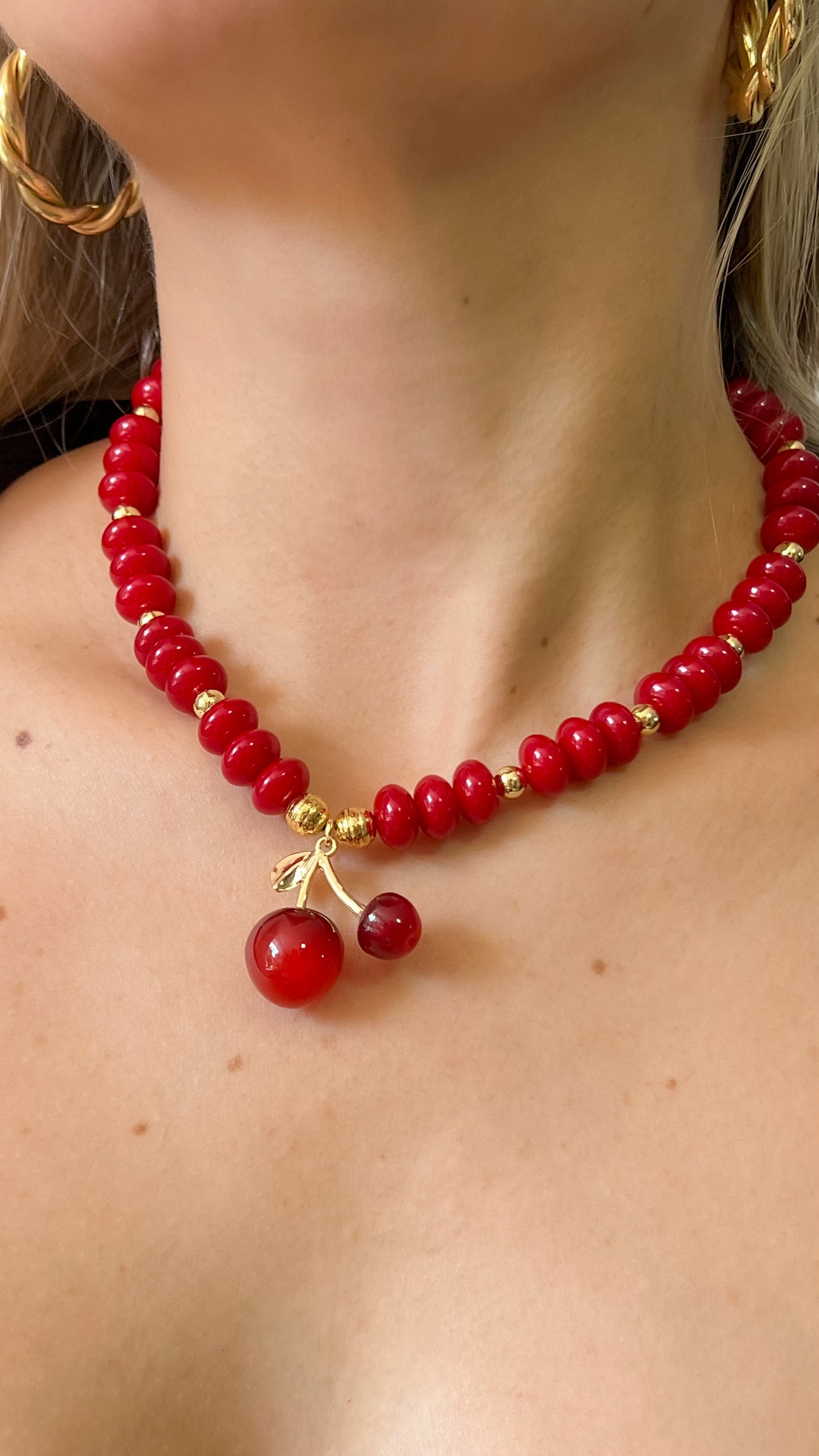 Collar Cereza Jugosa
