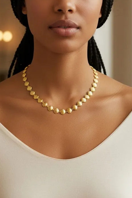 Collar Conchas eterna gold